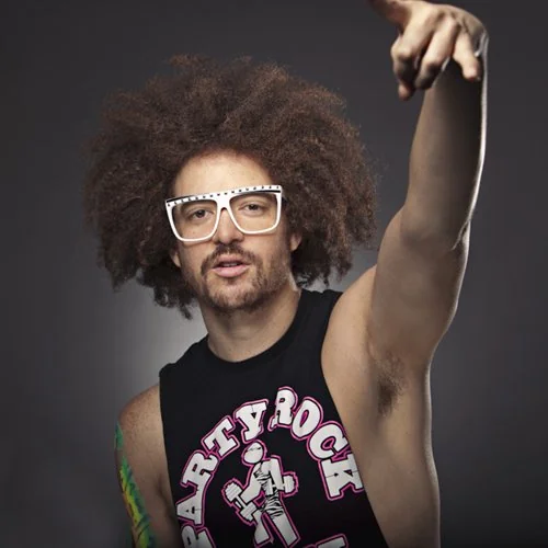 Redfoo - Juicy Wiggle (wwwlightaudio.ru) [Дискотека!]