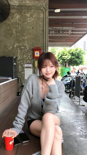 picture_388086133